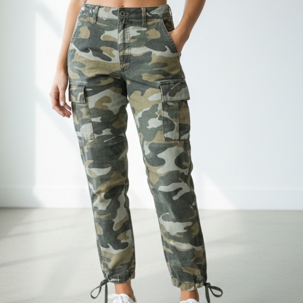 MOTHER‎ Camouflage Cargo Pants